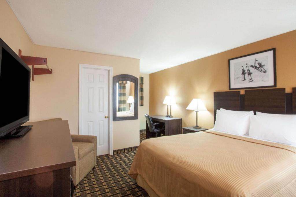 Travelodge By Wyndham South Burlington Exteriör bild