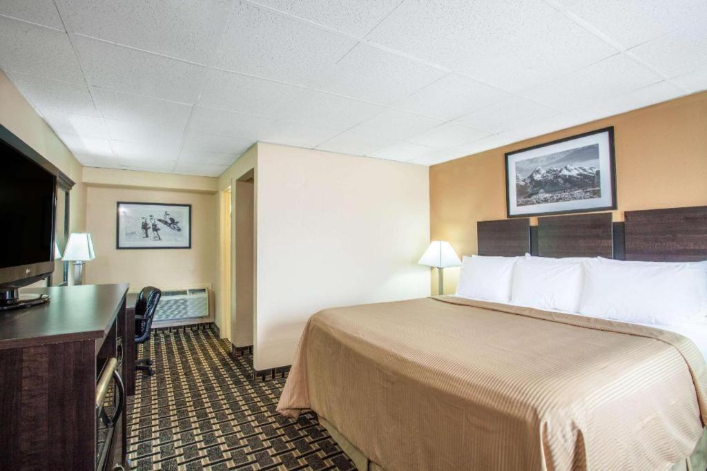 Travelodge By Wyndham South Burlington Exteriör bild
