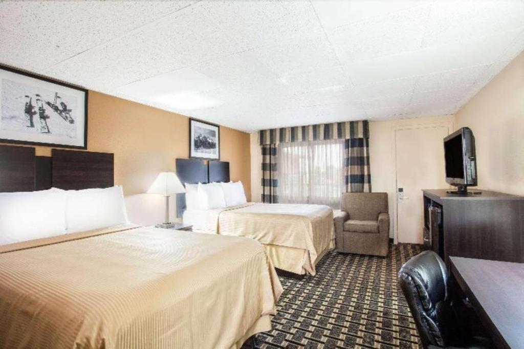 Travelodge By Wyndham South Burlington Exteriör bild